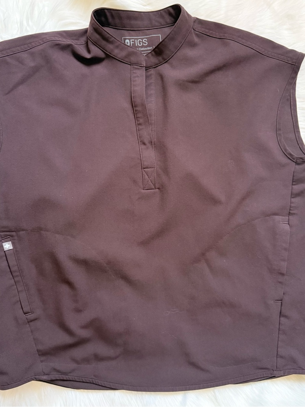 FIGS Espresso Rafaela Scrub Top Size S